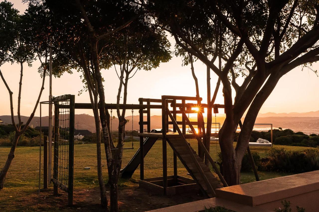 Pezula Nature Retreat クニスナ エクステリア 写真 Playground at the beach