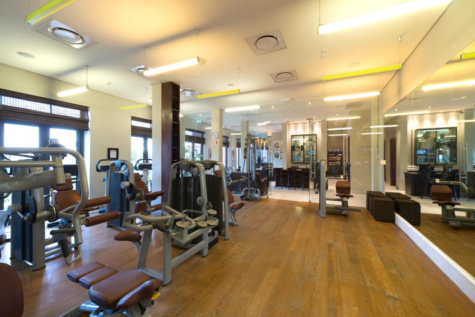 Pezula Nature Retreat クニスナ エクステリア 写真 The gym at the 108 Pancrasset